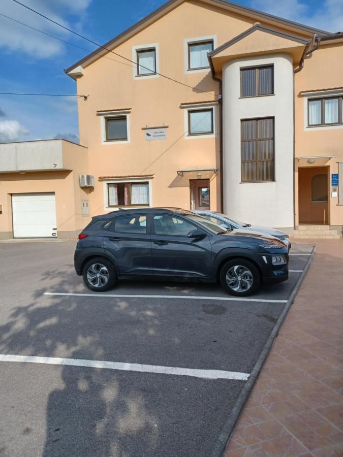 Apartman Alen Podhum Buitenkant foto